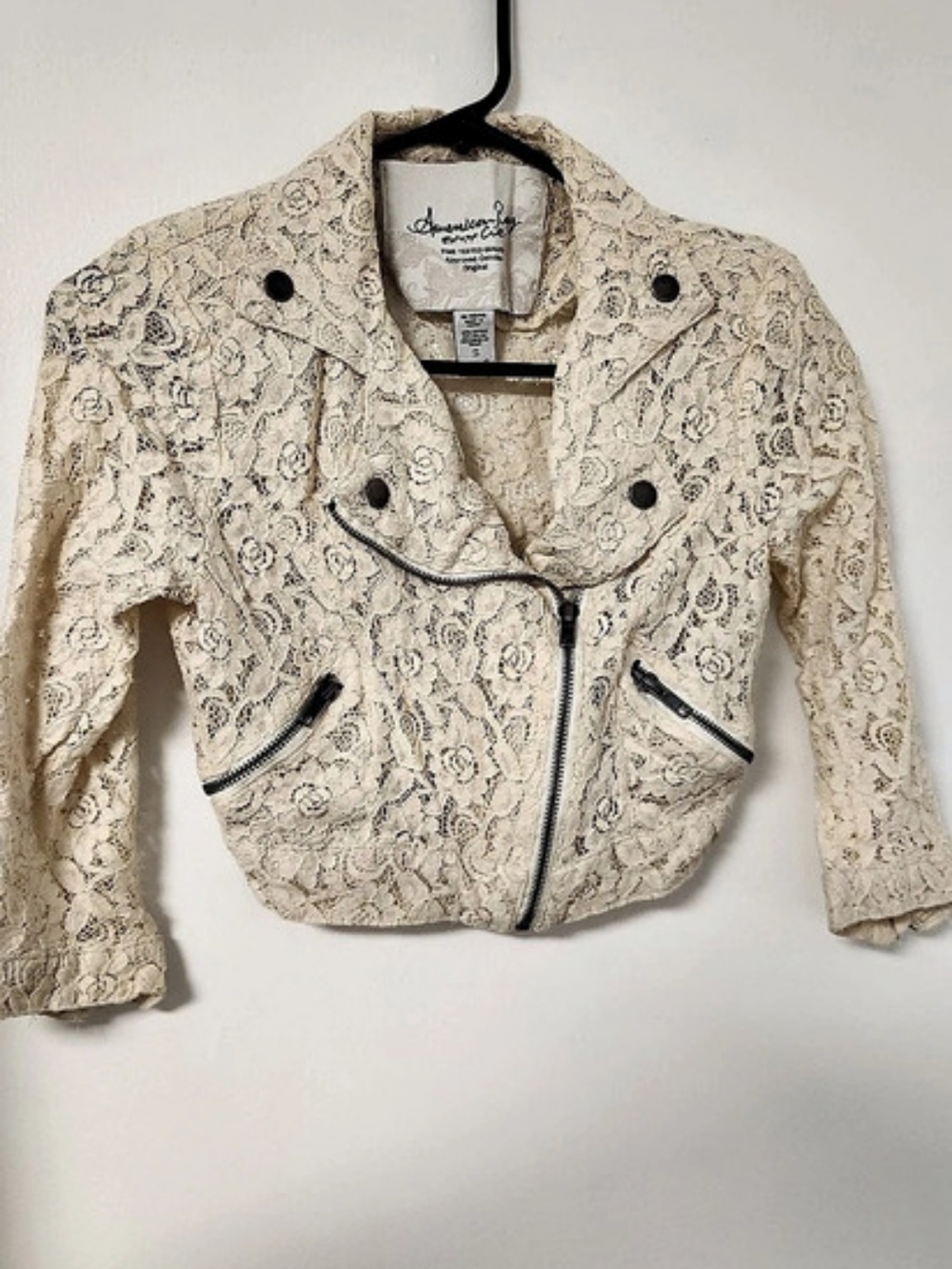 American Rag Lace Cropped Jacket in Cream Size Small